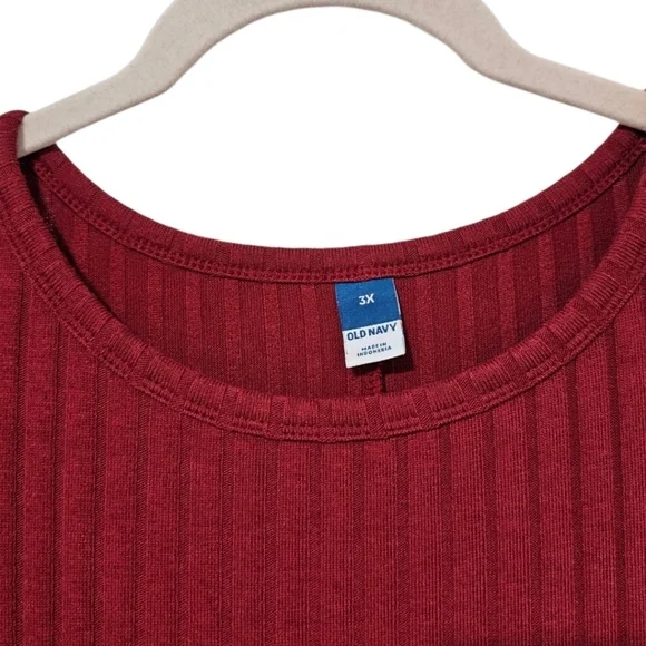 Old Navy Fitted Sleeveless Rib-Knit Midi Dress - Picture 4 of 8